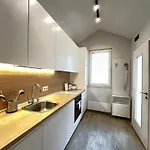 Prime At 92 Antim I Street 4*