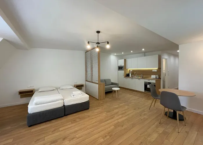 Prime At 92 Antim I Street 4*