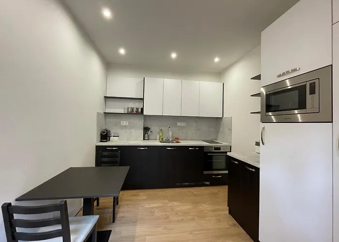 Prime At 92 Antim I Street