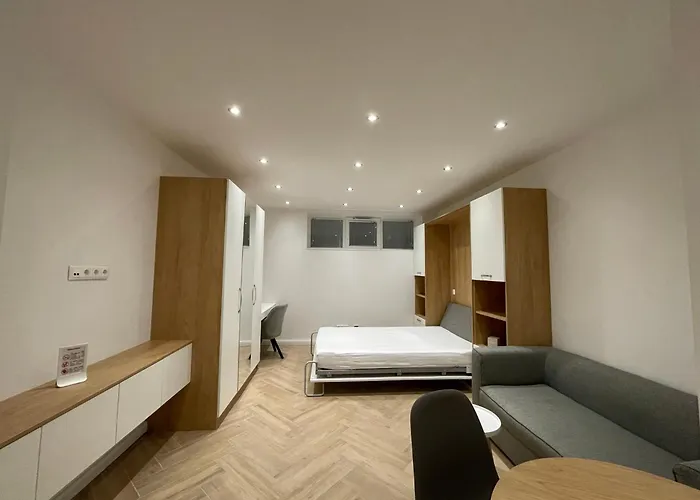 Lejlighedshotel Prime At 92 Antim I Street 4*