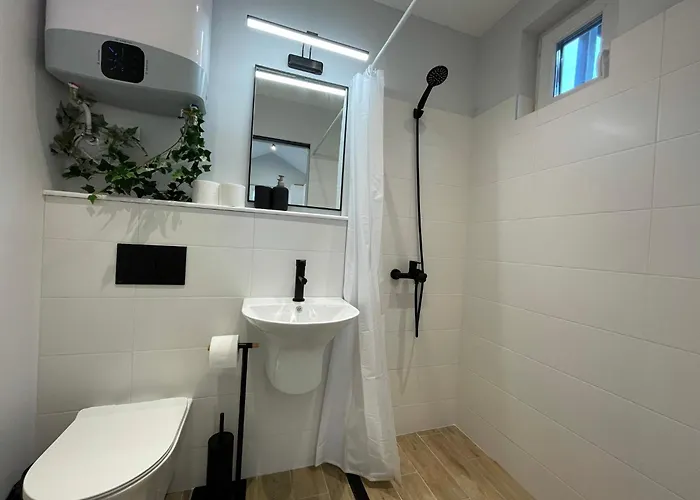 Prime At 92 Antim I Street 4*