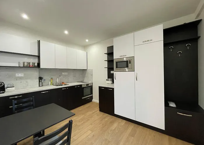 Prime At 92 Antim I Street