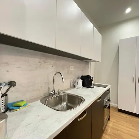 Prime At 92 Antim I Street 4*