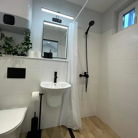 Prime At 92 Antim I Street *