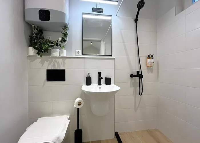 Prime At 92 Antim I Street 4*