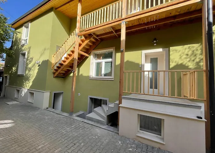 Prime At 92 Antim I Street Lägenhetshotell